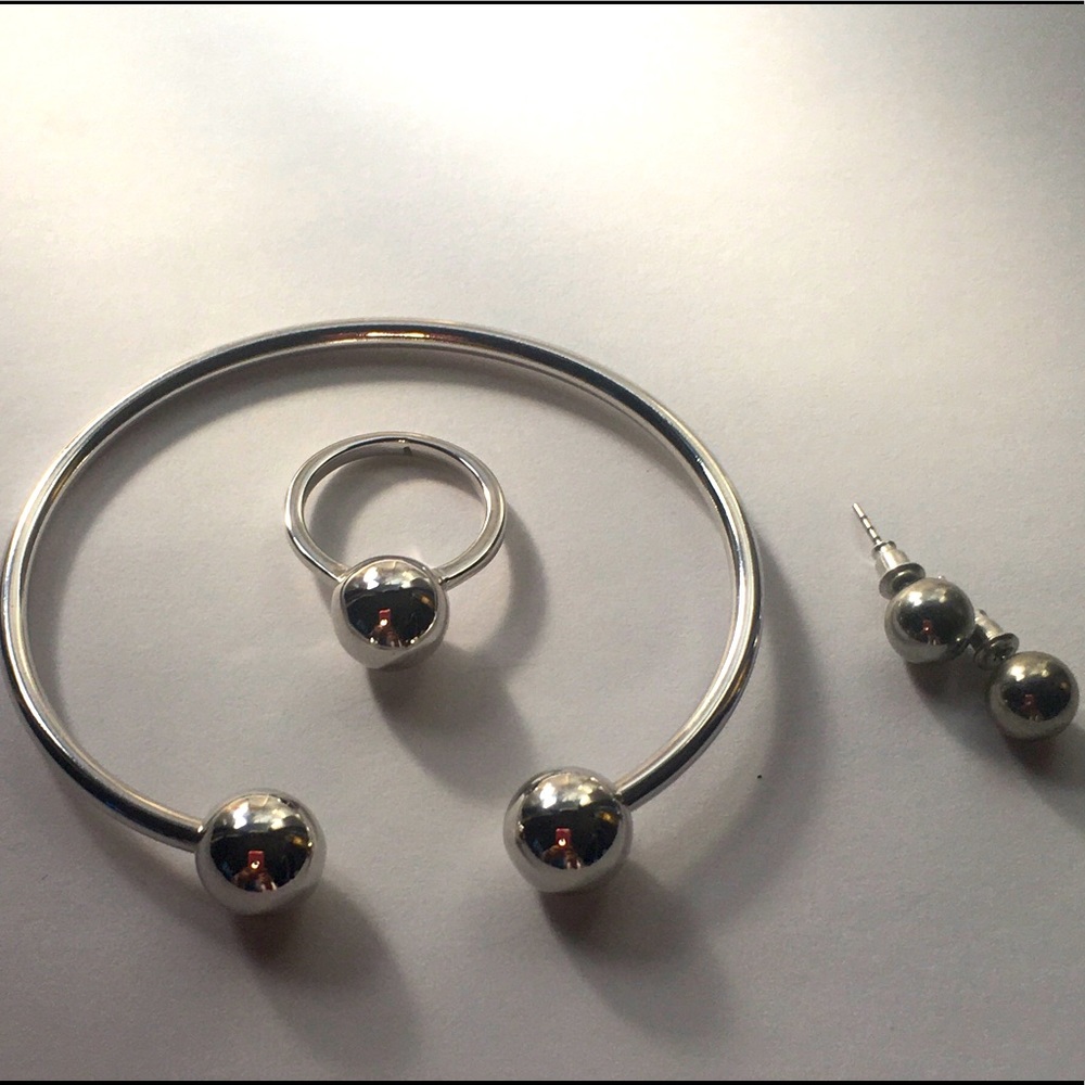 4 pc Set Stainless Bangle Bracelet Ring Earrings